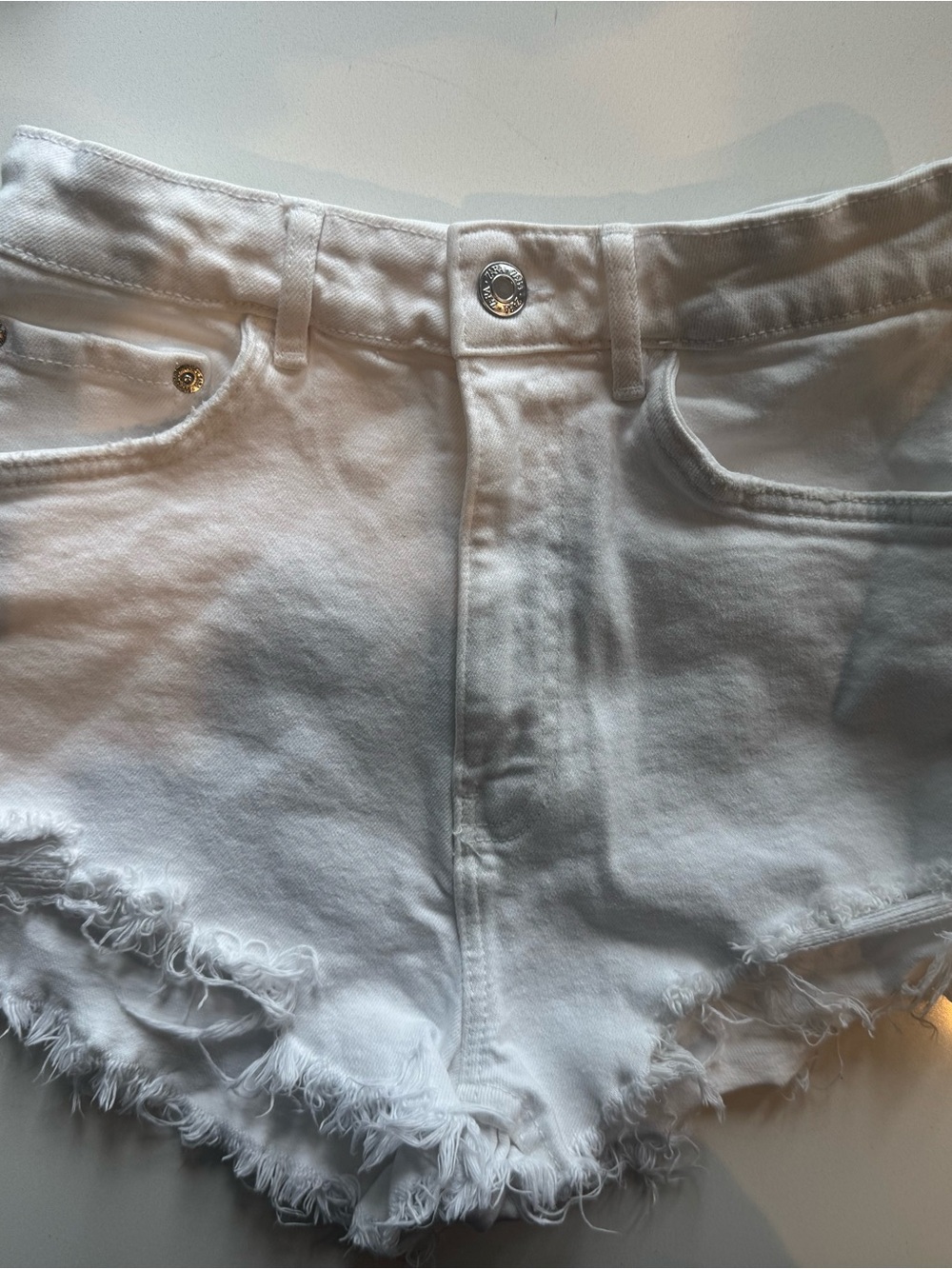 Zara White Frayed Hem Denim Cutoff Shorts